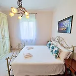 Lejlighed Tropical Garden - Full Floor *