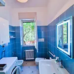 Tropical Garden - Full Floor Varigotti