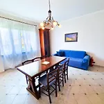 Tropical Garden - Full Floor Varigotti