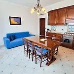 Tropical Garden - Full Floor Apartament *