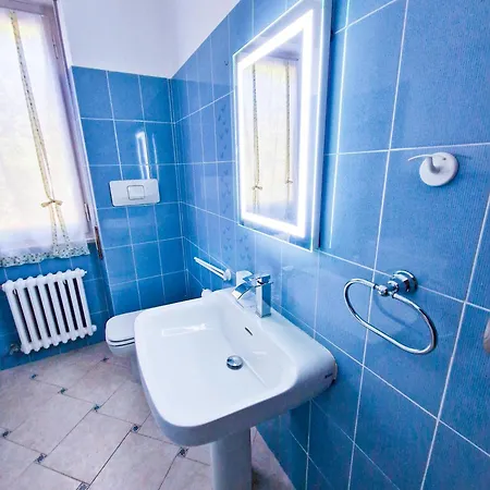 Tropical Garden - Full Floor Varigotti