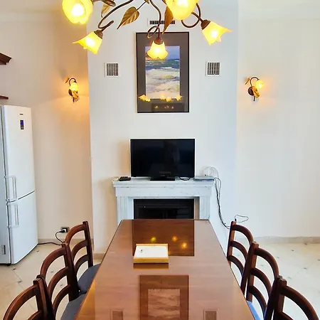 Tropical Garden - Full Floor * Varigotti