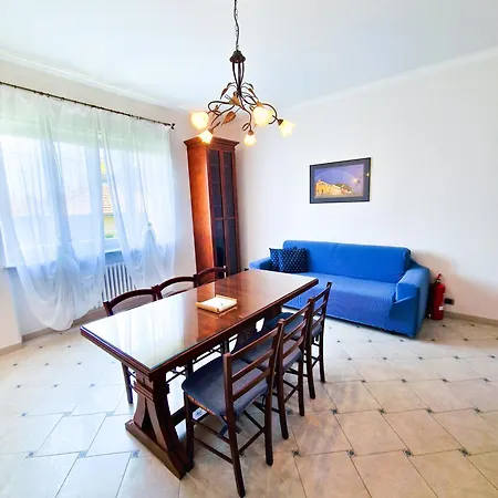 Tropical Garden - Full Floor Varigotti