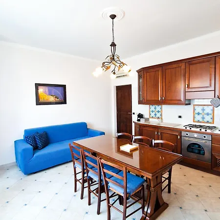 Tropical Garden - Full Floor Apartmán