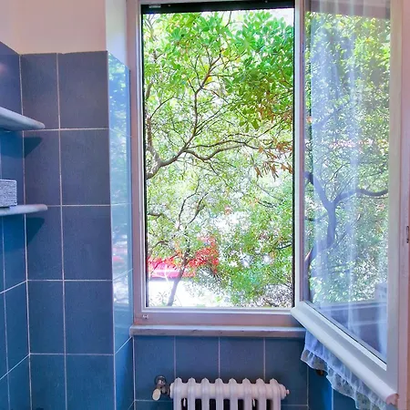 Tropical Garden - Full Floor * Varigotti